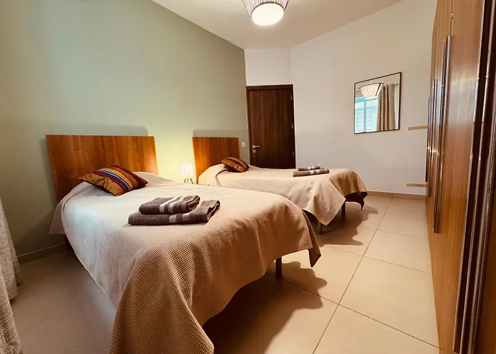 Wedgewood, Depiro Point *