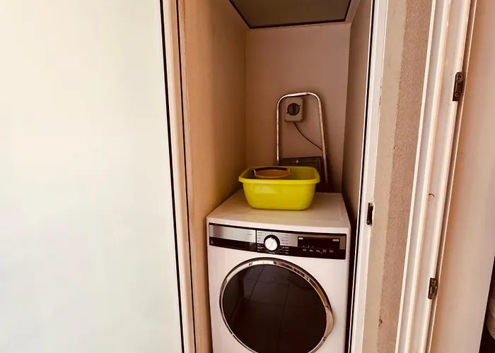 Wedgewood, Depiro Point Sliema